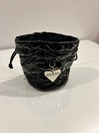 Neceser Guess Negro Acolchado