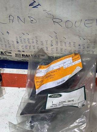 ERC5875 Escudo termico colector V8 Range Rover