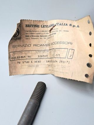 Espárrago 9" culata Triumph TR2/4A (106960)