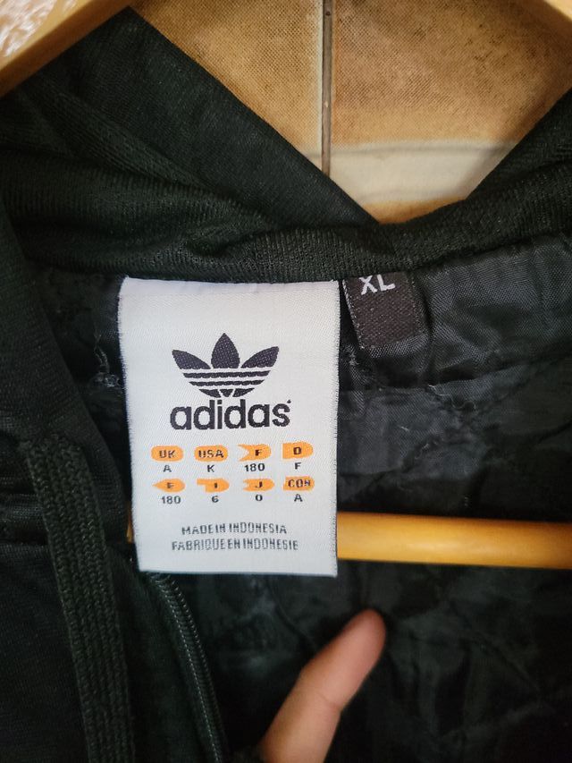 Sudadera Adidas con capucha negra Talla S