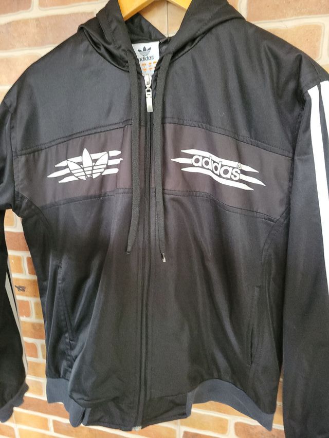 Sudadera Adidas con capucha negra Talla S