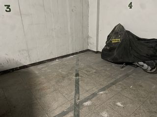 Plaza de garaje para moto