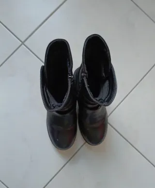 Stivaletti neri bambina n. 33