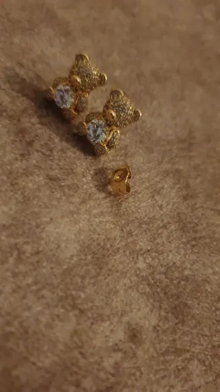Pendientes Oso Chapados en Oro