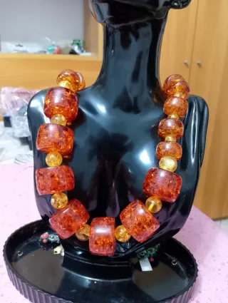 Collana ambra sintetica arancione