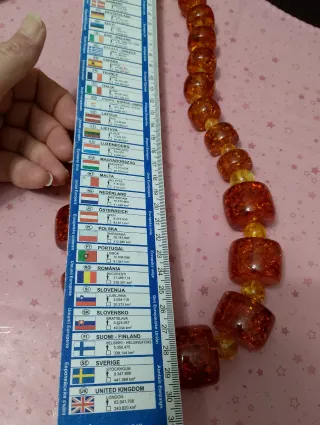 Collana ambra sintetica arancione