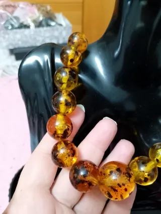 Collana Ambra Sintetica