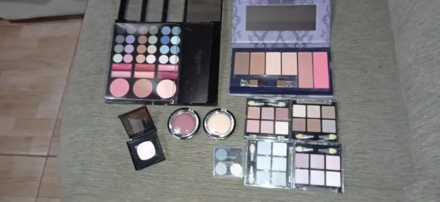 Set di trucco vario
