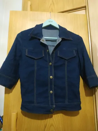 Chaqueta tejana con licra