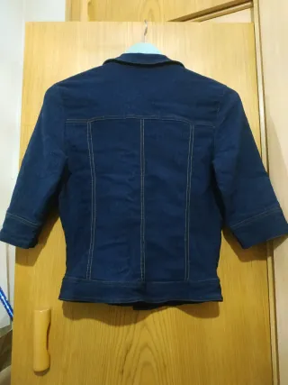Chaqueta tejana con licra