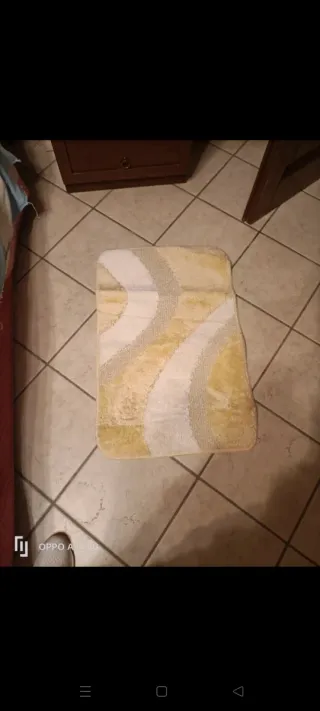 Tappeto beige e giallo oro Nuovo