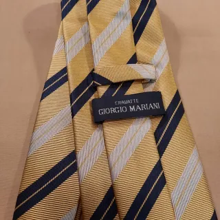 Corbata Giorgio Mariani Italiana Rayas Doradas