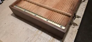 Monocordo Pitagorico 33 corde valigetta