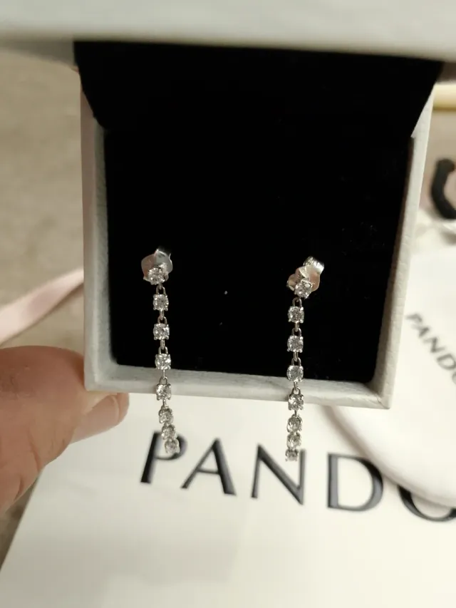 Orecchini Pandora Pavé Pendenti Lunghi Argento