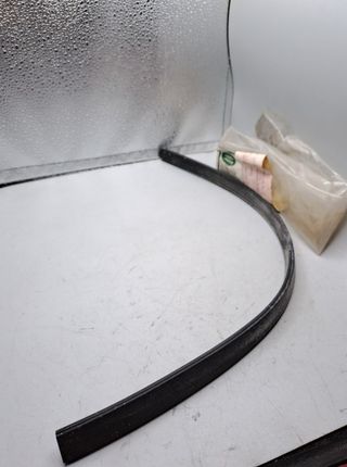 Goma canal elevalunas MWC4763 Defender 4mm