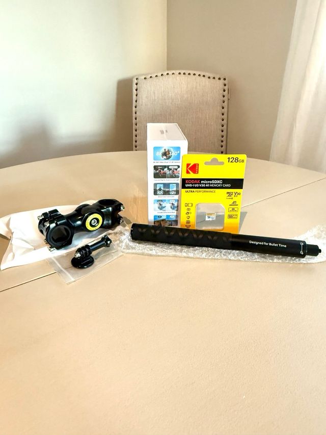Insta360 X5 + Kit Motero