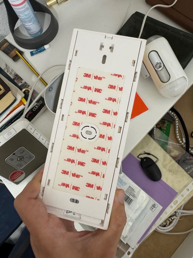 Sistema de seguridad con cámaras y sensores