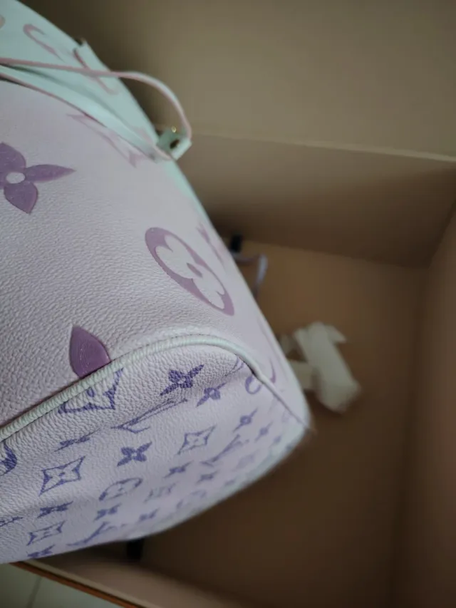 Borsa Louis Vuitton Neverfull MM Pastel Sunrise