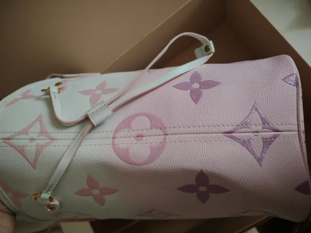 Borsa Louis Vuitton Neverfull MM Pastel Sunrise