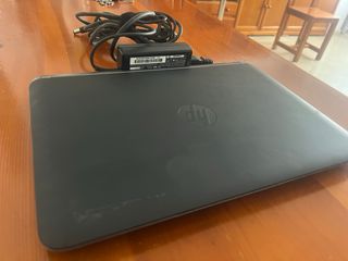 Portátil HP Plata y Negro