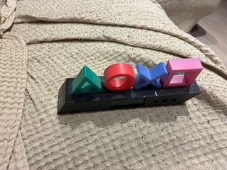 Relojes de colores (verde, rojo, azul, rosa)