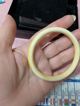 Bracciale in materiale nobile