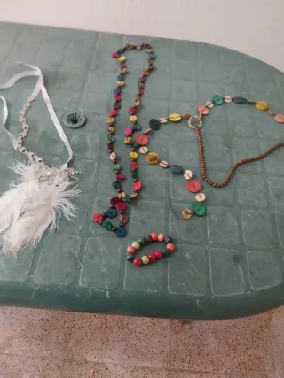 Collares y pulsera boho multicolor