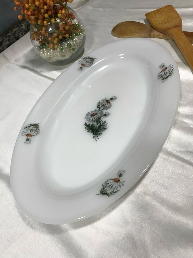 Fuente ovalada Arcopal margaritas