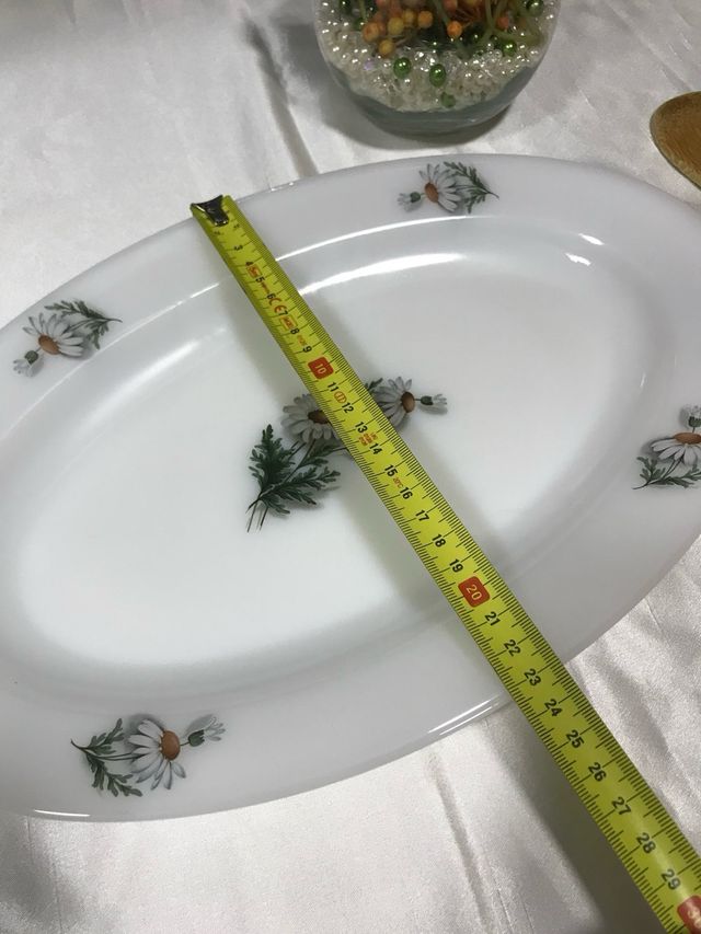 Fuente ovalada Arcopal margaritas