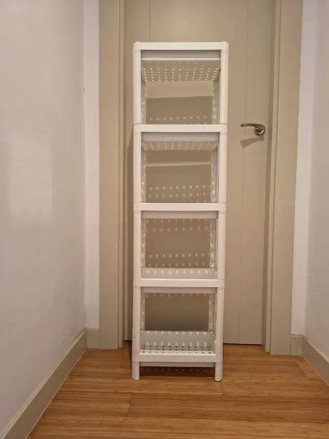 Estantería blanca desmontable