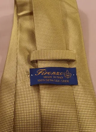 Corbata Firenze Italiana Dorada verde de Seda.