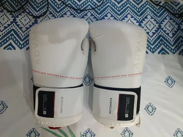 Guantes Boxeo OUTSHOCK BG120 Talla 2 con cintas