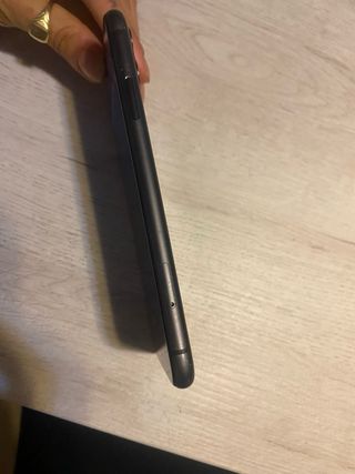 iPhone 11 128gb en garantía (solo tiene un mes)