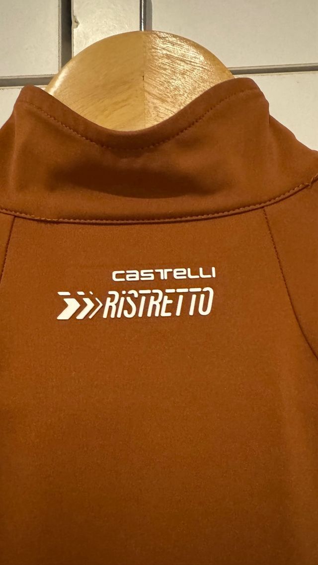Chaqueta Castelli color Mocha Talla M