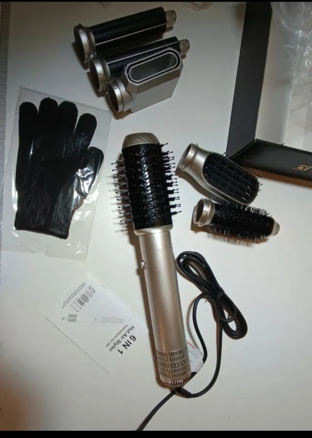 Secador de pelo con accesorios