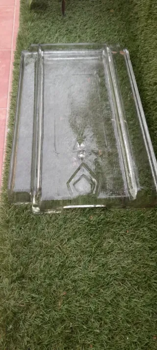 Teja plana de cristal