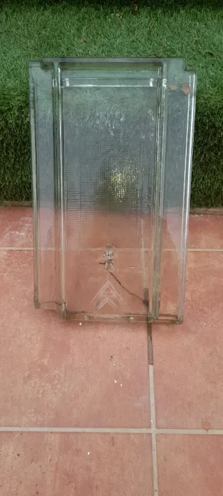 Teja plana de cristal