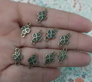 Abalorios Trébol Conector