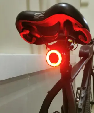 Luce LED posteriore bici/monopattino