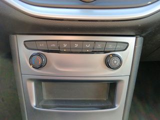 Opel Astra 1.2 Turbo S&S