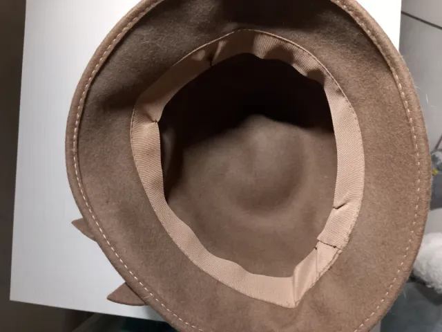 Cappello in lana cotta beige/marrone