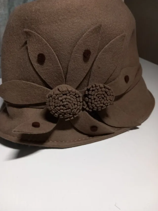 Cappello in lana cotta beige/marrone