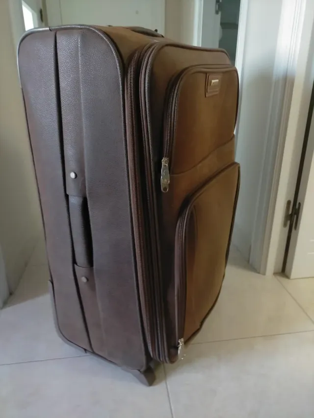 Maleta de viaje grande marrón