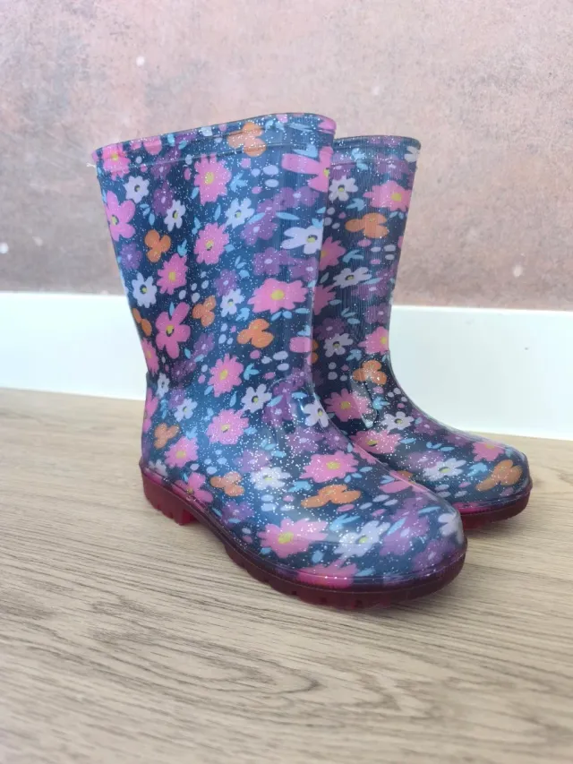 Botas de agua niña flores con luces