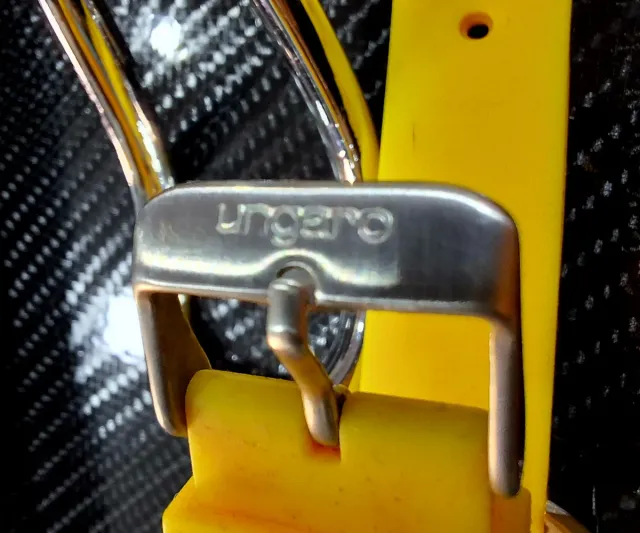 Reloj Ungaro 100m 42mm cristal mineral