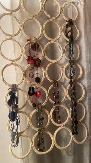 Collane con ciondoli vari