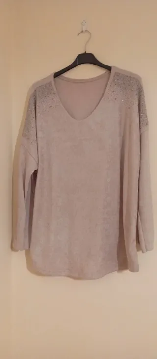 Jersey beige adornado