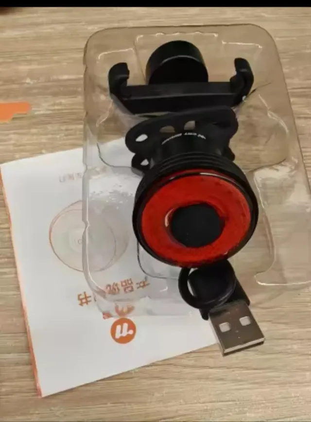 Luce LED Ricaricabile Bici/Monopattino