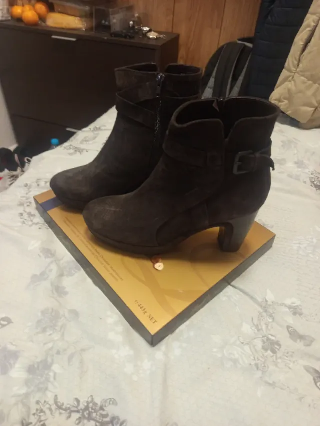 Botines Marrones de Tacón