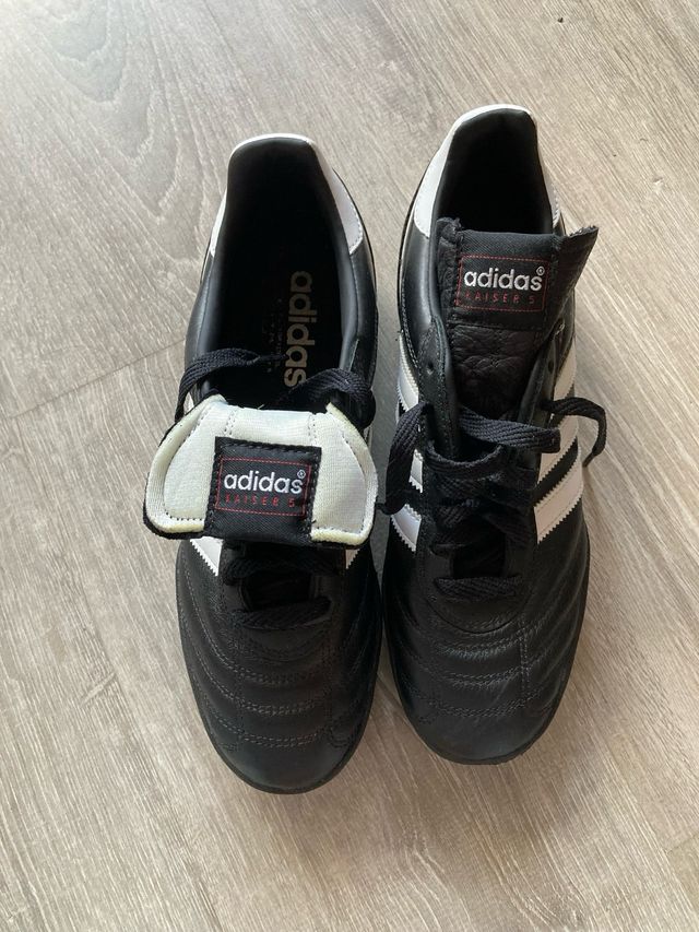 Zapatillas Adidas Kaiser 5 multitacos